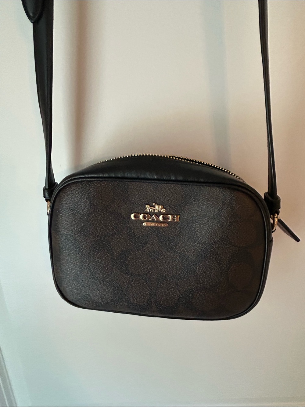 Coach Mini Jamie Camera Bag - Signature Canvas. Gold/Brown